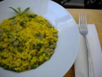   Arroz con habas y guisantes de la huerta