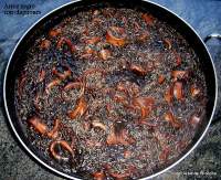   ARROZ NEGRO CON CHIPIRONES