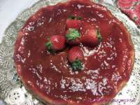   TARTA DE QUESO CON MERMELADA DE FRESA CASERA