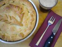   Pastel de carne, cerveza negra y queso cheddar