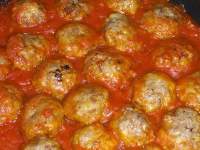   ALBONDIGAS CON TOMATE