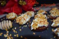 
DATILES con GORGONZOLA y MIEL  