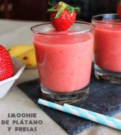   Smoothie de plátano y fresas