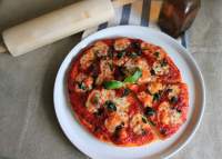   Pizza Margarita {Bake the World}