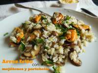 
ARROZ FRITO con MEJILLONES y PORTOBELLO  