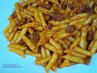 MACARRONES CON CHORIZO ... ( receta principiantes )  