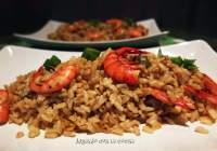   Arroz integral con gambas y cebolleta fresca