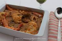   CAZUELA DE PESCADO Y MARISCO.