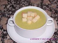   CREMA DE CALABACIN CON AGUACATE