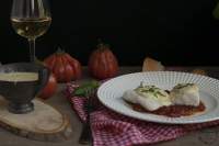 BACALAO  CON CARAMELO DE TOMATE Y CREMA DE QUESO  