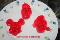 Gelatinas de fresa :Mickey, Pluto y Donald