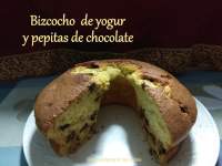   Bizcocho de yogur y pepitas de chocolate