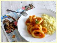   Calamares en salsa americana con cous cous