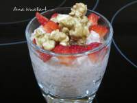   POSTRE DE QUINOA, FRESONES Y NUECES 