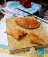 
Empanadillas de sobrasada y queso Mahón
         