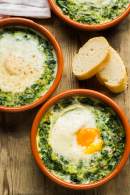 
Espinacas con huevos a la crema | sin gluten y sin lactosa  