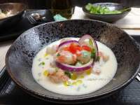   Ceviche de gambas con leche de tigre y leche de coco