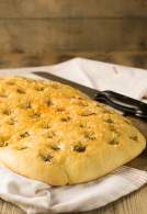 
Focaccia a las hierbas provenzales   