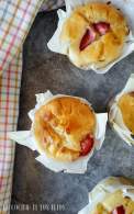   Muffins de Chocolate Blanco con Fresas