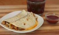 
Quesadilla de Pollo  