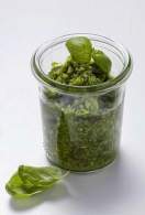 Salsa pesto sin piñones facil  