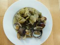   ALCACHOFAS EN SALSA VERDE CON ALMEJAS (TMX)