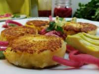   Tortitas de patata con queso - Llapingachos ecuatorianos