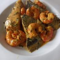   RODABALLO CON LANGOSTINOS A LA CREMA 