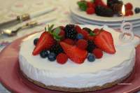   Tarta helada de yogur griego y frutas rojas(8º aniversrio desafío en la cocina)