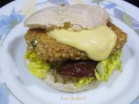   HAMBURGUESA DE POLLO CRUJIENTE 