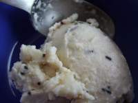 Helado vegano de plátano y straciatella  