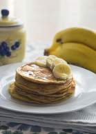 
Tortitas de plátano y avena saludables   