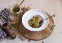 RAVIOLIS DE CUATRO QUESOS Y NUECES CON PESTO  