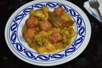 GUISO DE ALBONDIGAS ENCEBOLLADAS