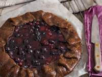   Galette de chocolate y frutos rojos