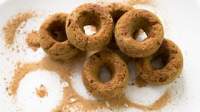'Donuts' de canela al horno ricos en proteína - Cocinar rico y sano