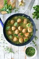 Albóndigas de pollo con guisantes a la menta  _ Chez Silvia