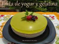 Una mariposa en mi cocina: Tarta de yogur y gelatina