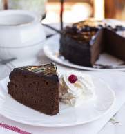 
Tarta Sacher I sin lactosa   