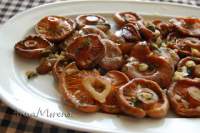 ROVELLONS AMB ALL I JULIVERT / NÍSCALOS CON AJO Y PEREJIL