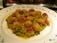 LA COCINA EN EL SUR: ALBONDIGAS EN SALSA CON GUISANTES Y JAMÒN